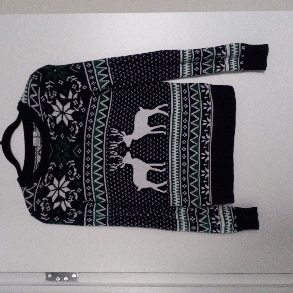 Twik Holiday/Christmas Sweater